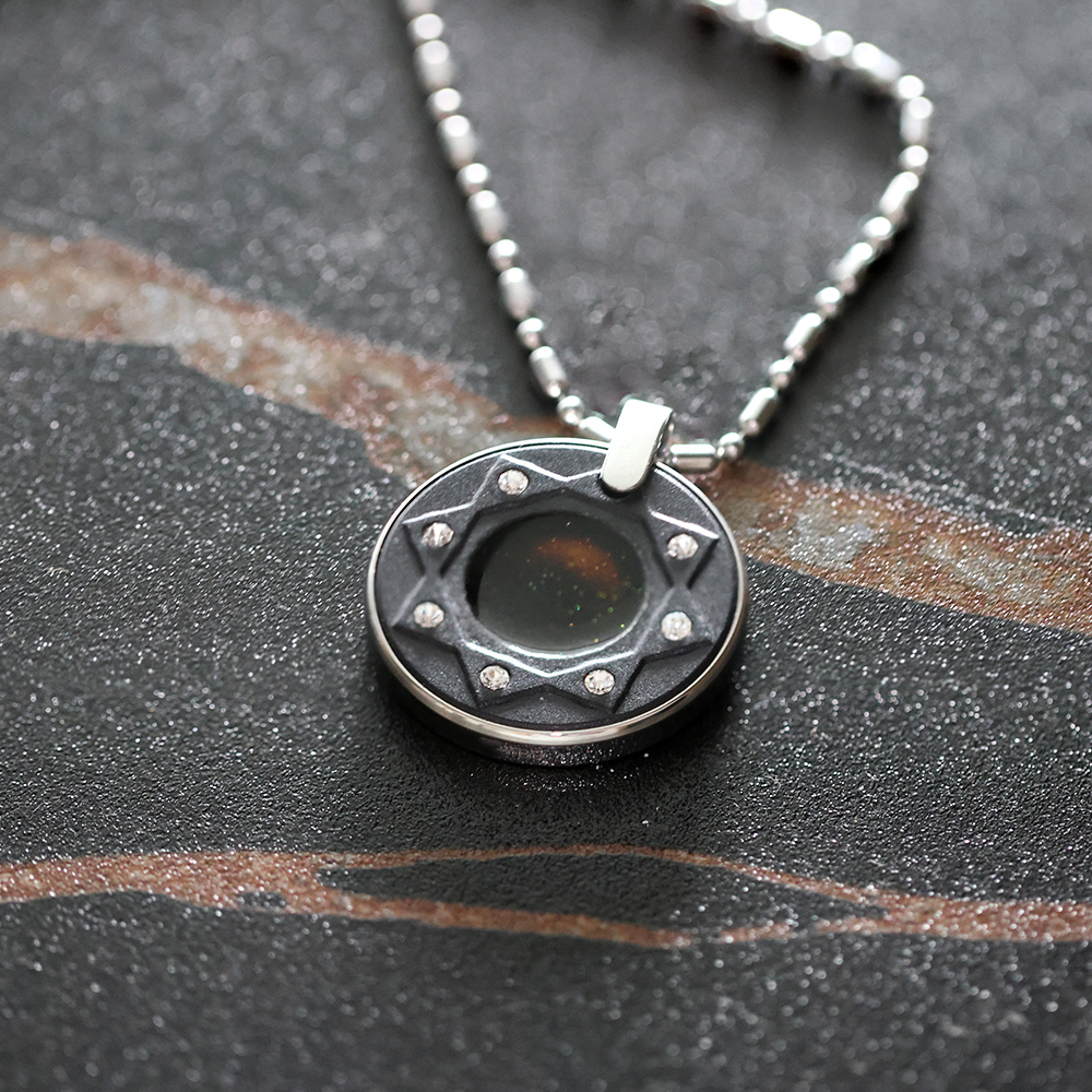 Smartwatch Sports Watches For Men - Unisex Heat-Sensing Volcanic Stone Pendant Necklace
