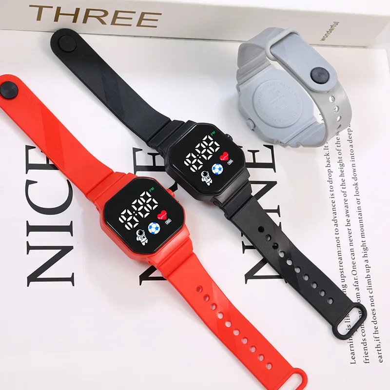 Kids Watches LED Digital Kids  - Smartwatch Digital Watches For Kid Boy With Alarm 评论和价格
